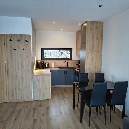 Nad Jeziorem Apartmán